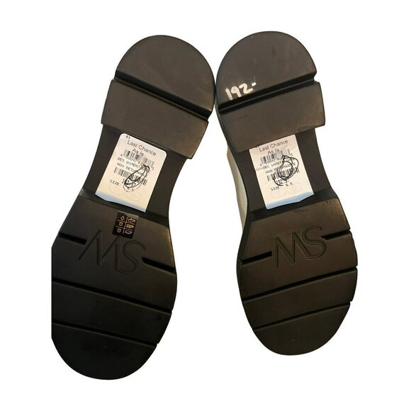 STUART WEITZMAN $495 Norah Lug Sole Chelsea Boots Cream Black NEW Size 6.5 - Picture 7 of 7